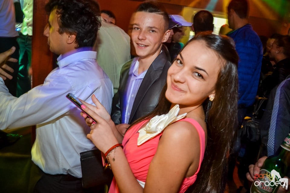 Back 2 school party, 