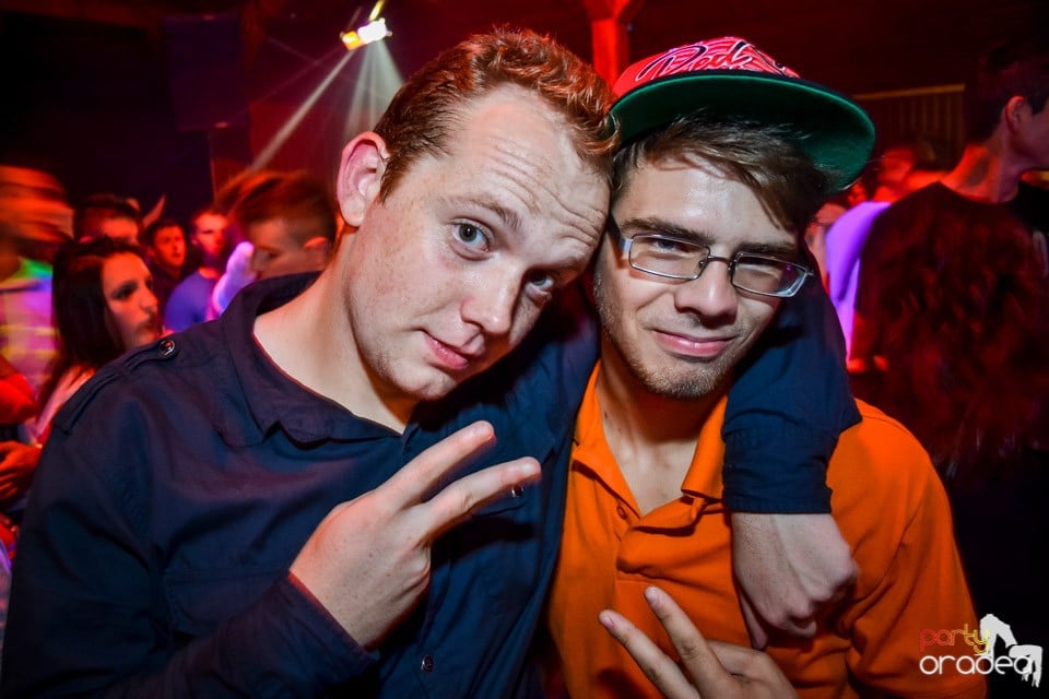 Back 2 school party, 