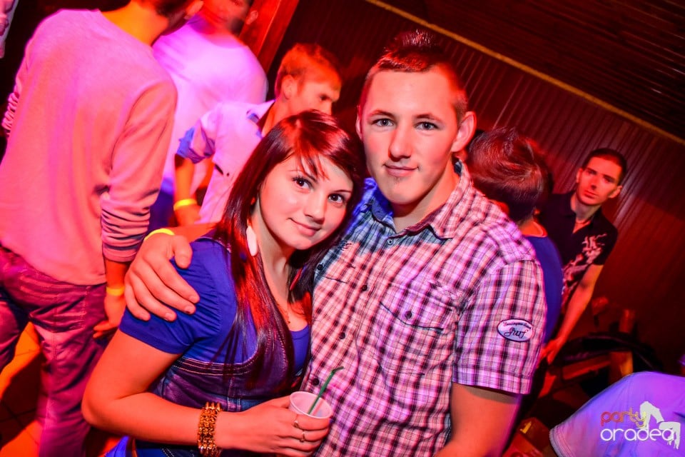 Back 2 school party, 