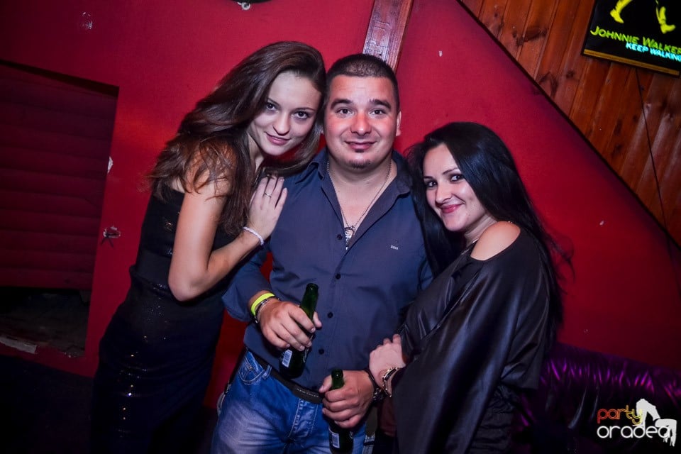 Back 2 school party, 