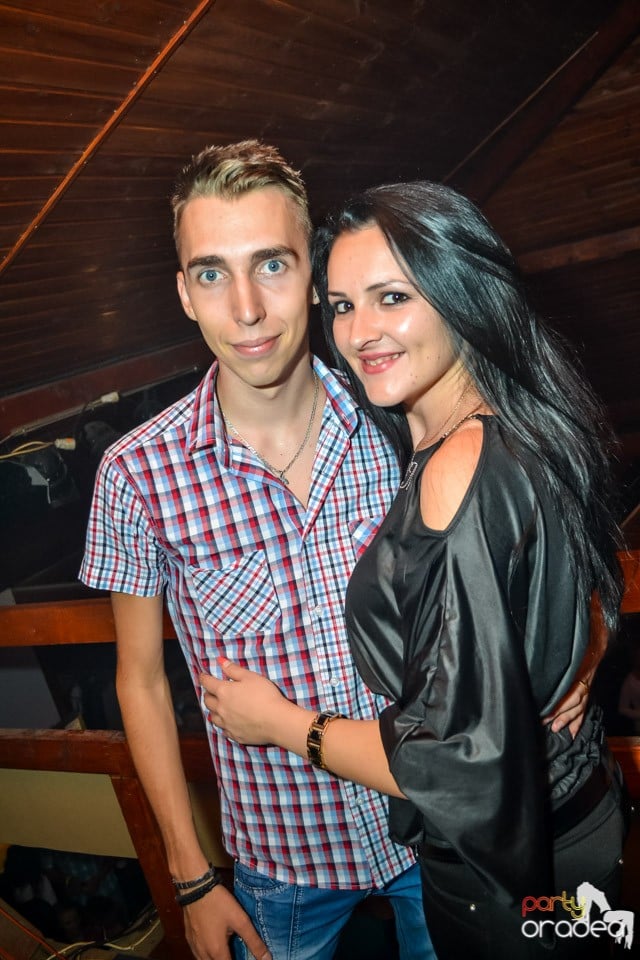 Back 2 school party, 