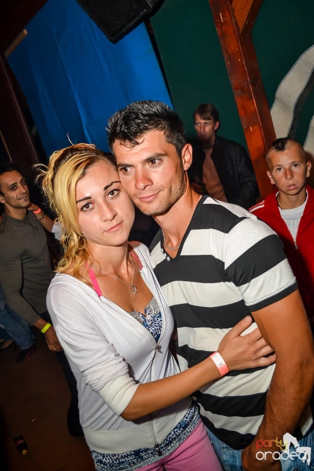 Back 2 school party, 