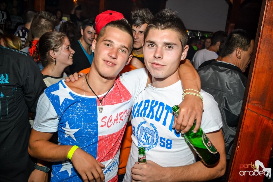 Back 2 school party, 