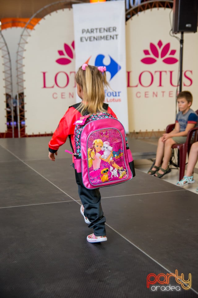 Back to School, Lotus Center