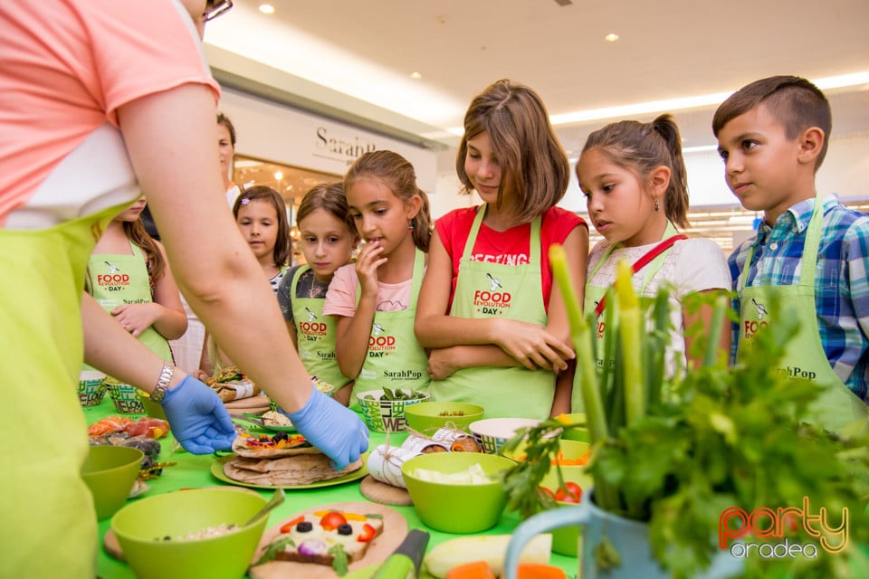 Back to School, Lotus Center