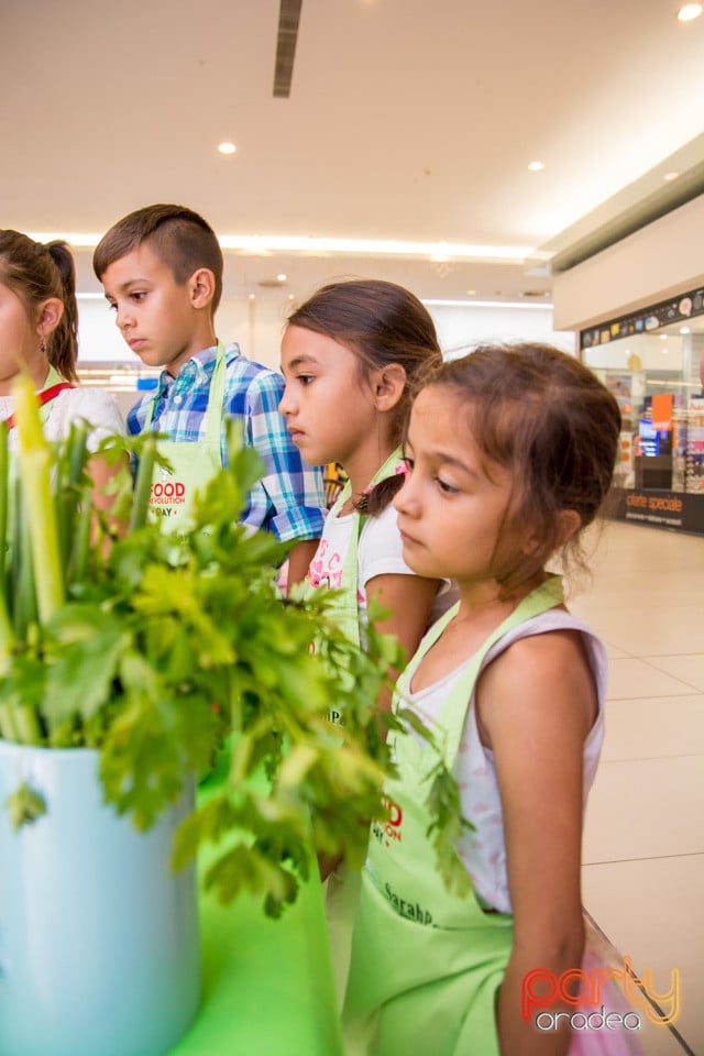 Back to School, Lotus Center