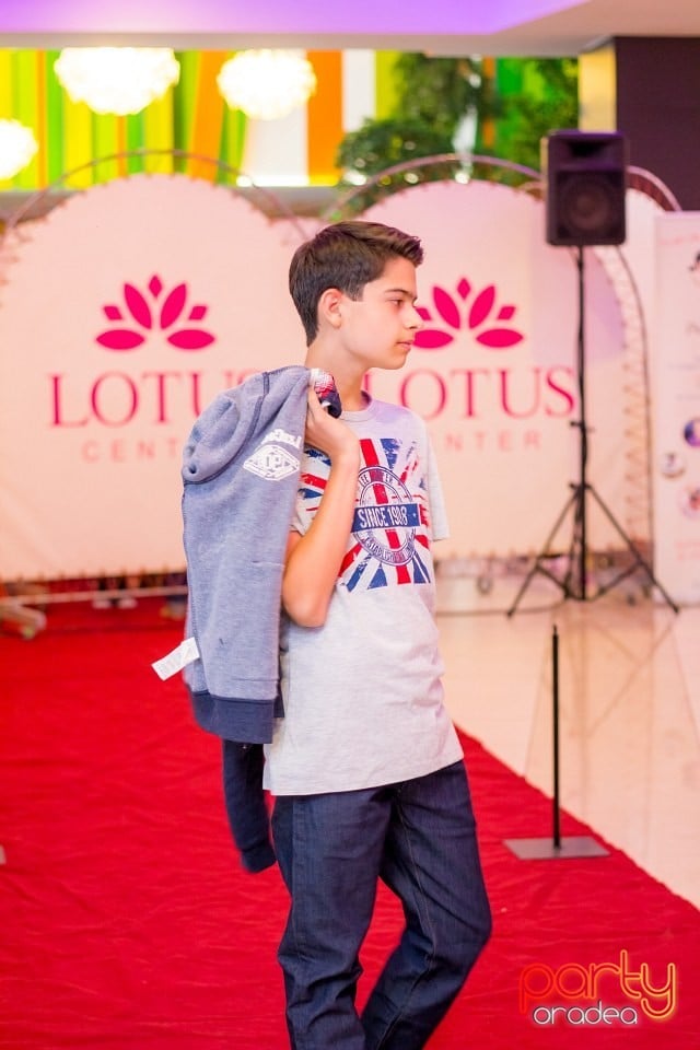 Back To School, Lotus Center