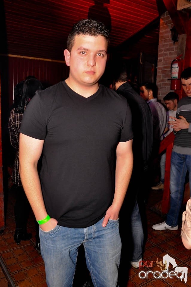 Bal mascat în discoteca Faház, 