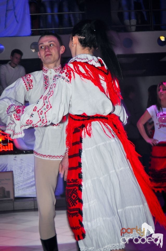 Balul Balurilor 2012 - prima semifinală,