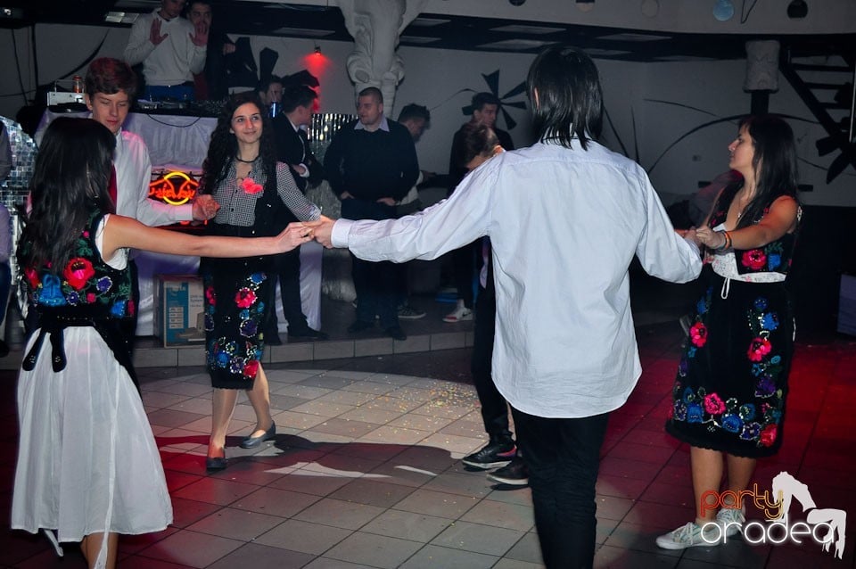Balul Balurilor 2012 - prima semifinală,