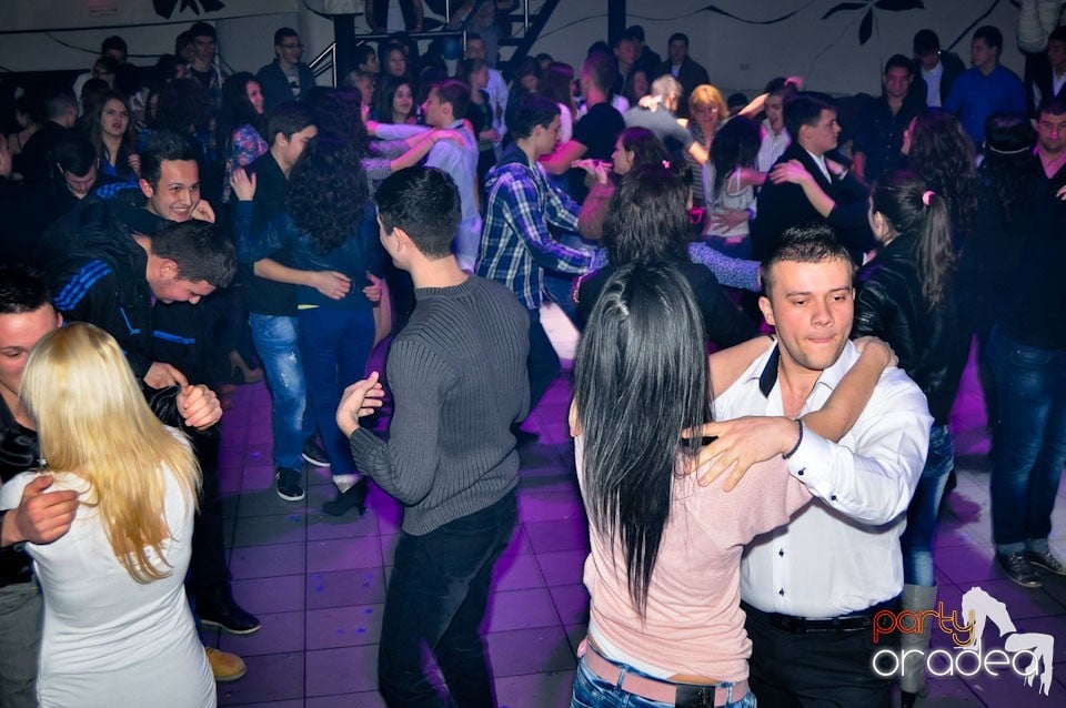 Balul Balurilor 2012 - prima semifinală,