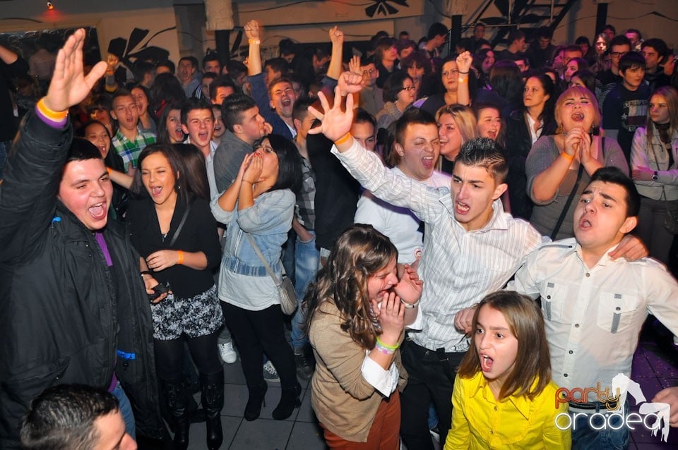 Balul Balurilor 2012 - prima semifinală,