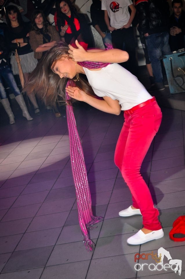 Balul Balurilor 2012 - prima semifinală,