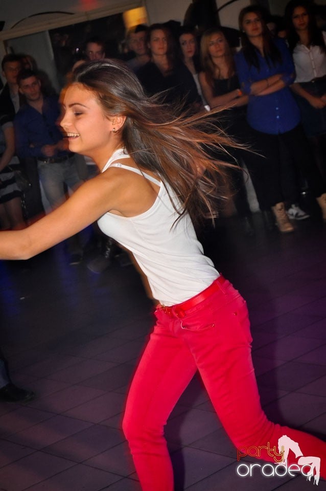 Balul Balurilor 2012 - prima semifinală,