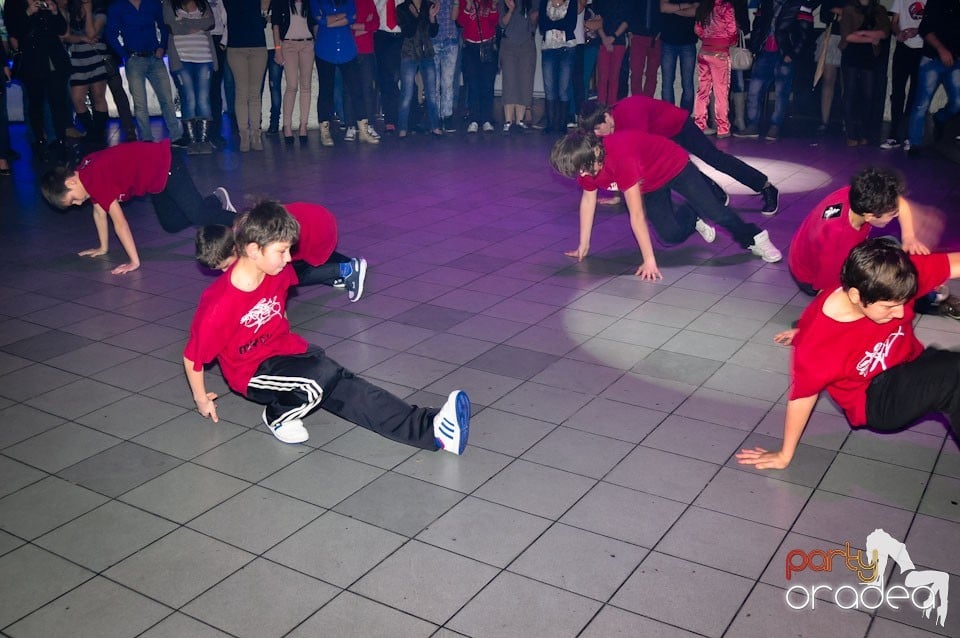 Balul Balurilor 2012 - prima semifinală, 