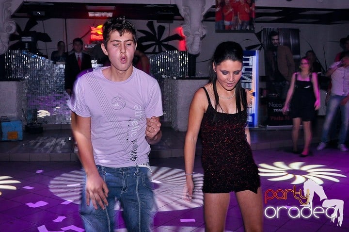 Balul Bobocilor - CT Mihai Viteazul,
