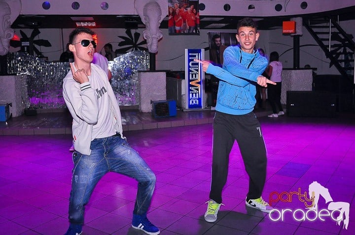 Balul Bobocilor - CT Mihai Viteazul,