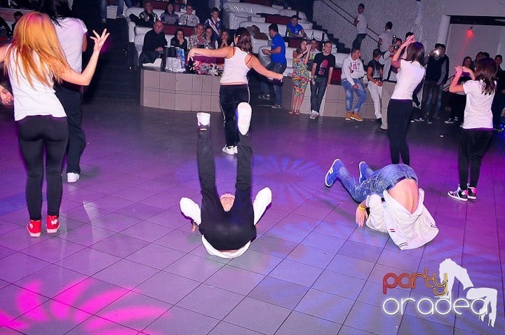 Balul Bobocilor - CT Mihai Viteazul,
