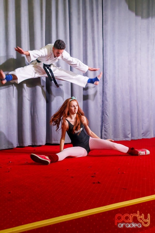 Balul Bobocilor - O. Ghibu, 