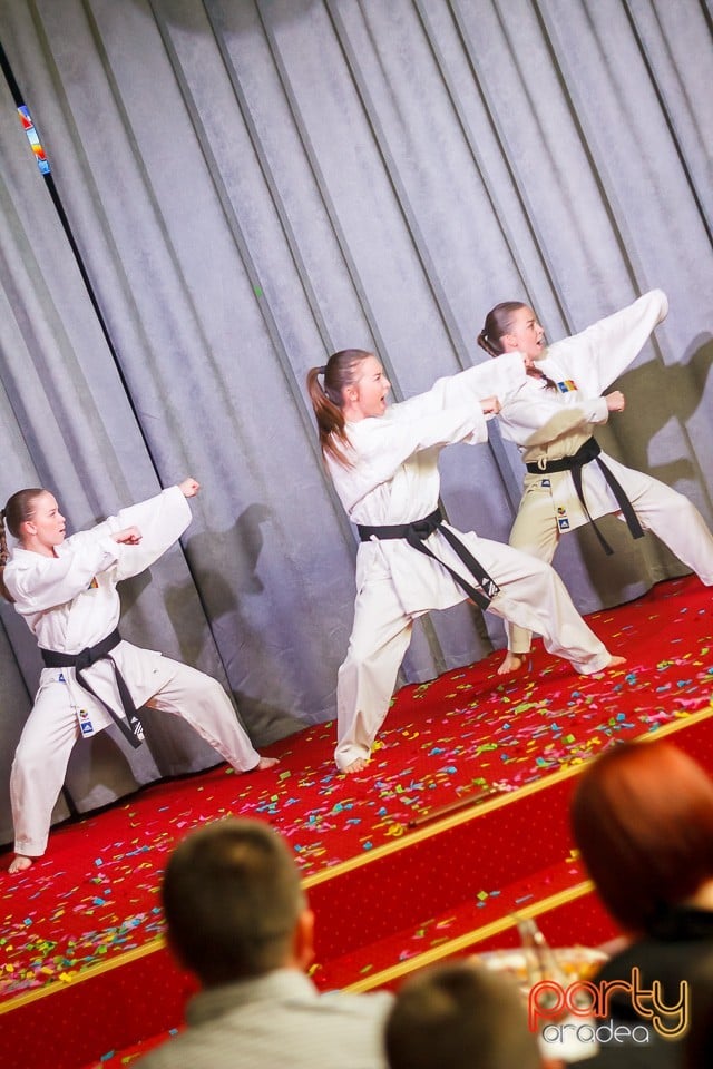 Balul Bobocilor - O. Ghibu, 