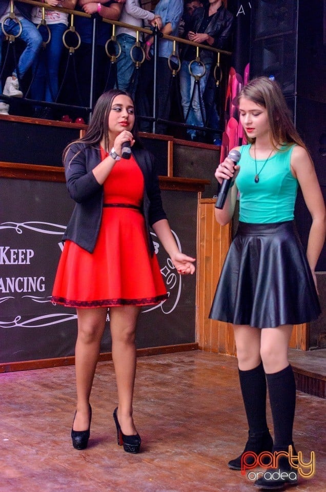 Balul Bobocilor pentru secţia maghiară din Liceul Mihai Eminescu,
