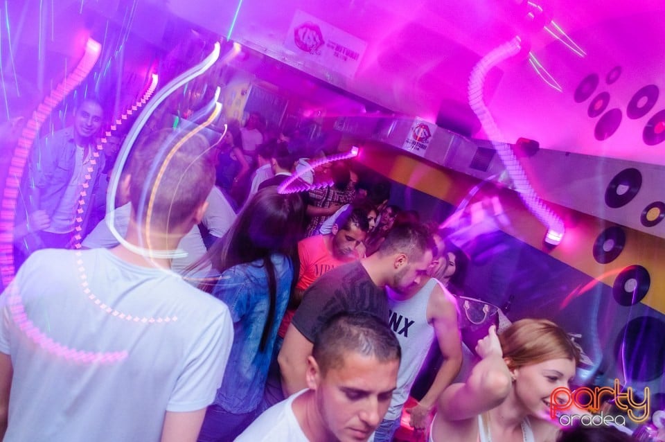 Beach Party, 