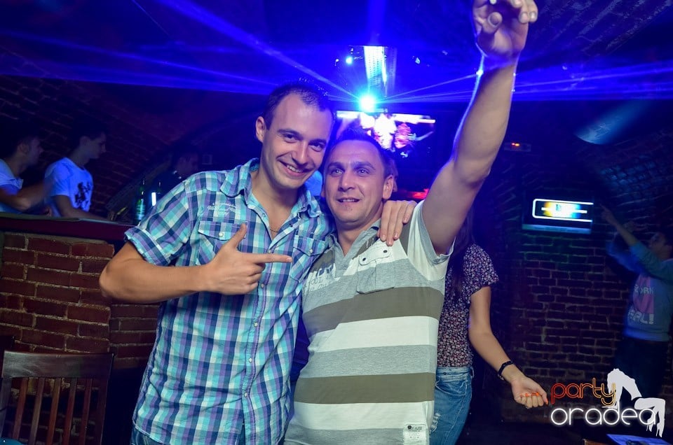 Beer Night Party în Club Escape, 