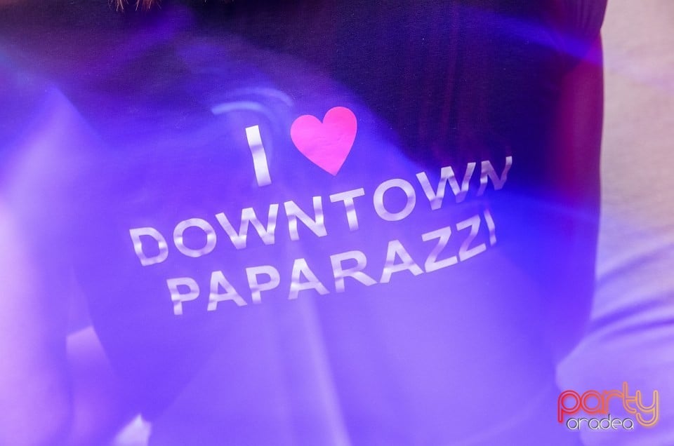 Beginning The New Year Party, Downtown Paparazzi