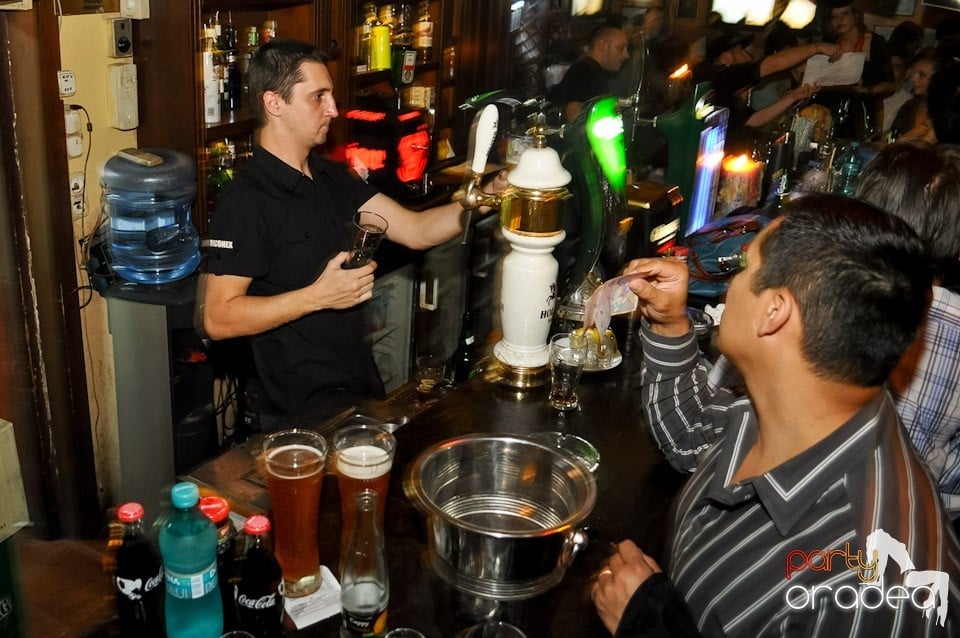 Bere, distracţie şi muzică bună în Lord's, Lord's Pub