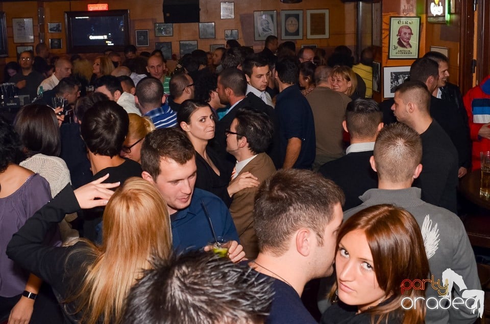 Bere, distracţie şi muzică bună în Lord's, Lord's Pub