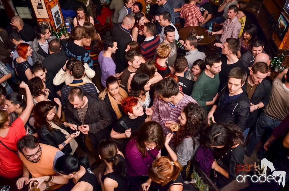 Best Music in Town în Lord's, Lord's Pub