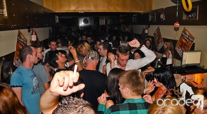 Birthday Party în Yellow Submarine, 