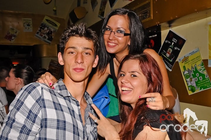 Birthday Party în Yellow Submarine, 