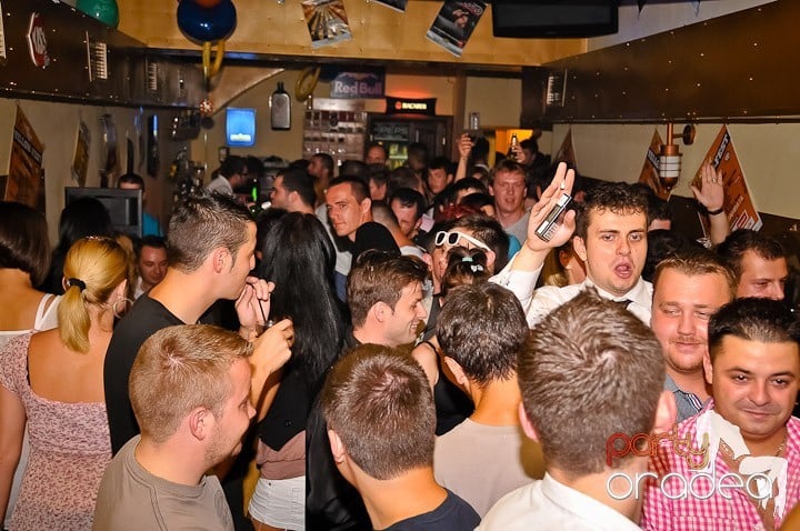 Birthday Party în Yellow Submarine, 