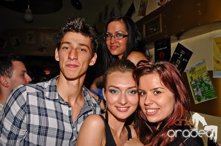 Birthday Party în Yellow Submarine, 