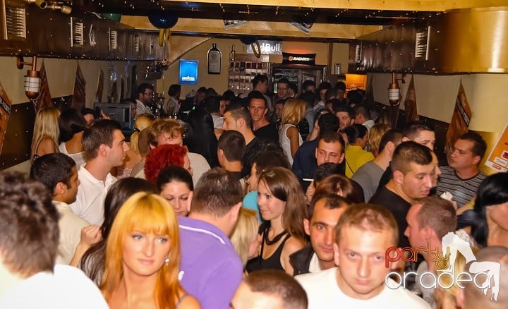 Birthday Party în Yellow Submarine, 