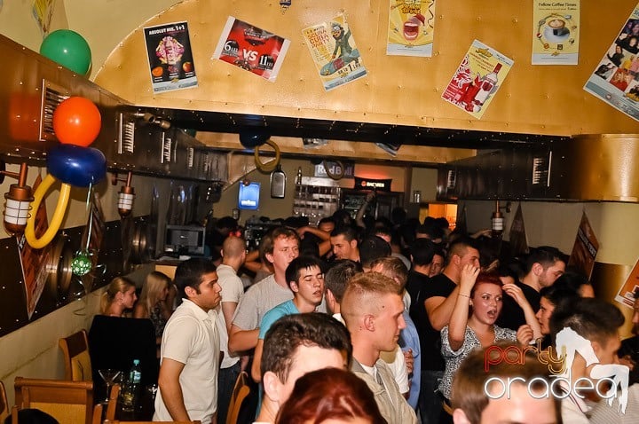 Birthday Party în Yellow Submarine, 