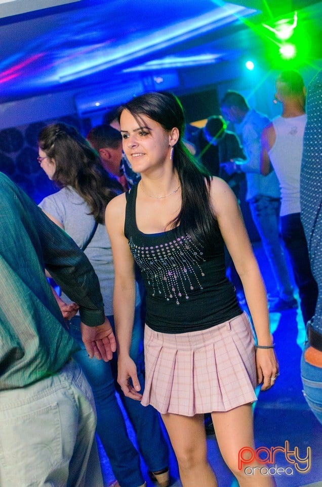 Black and White Party, 