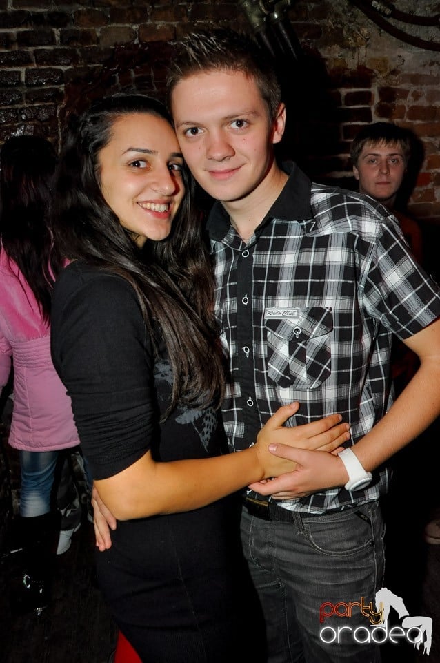 Black Friday Party în Escape,