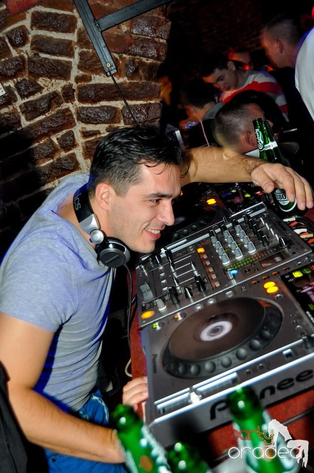 Black Friday Party în Escape, 