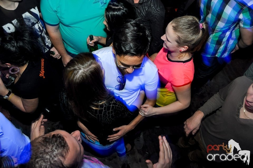 Black Friday Party în Escape,