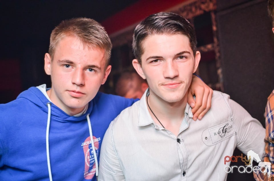 Blaga si Speedy in club Life, 