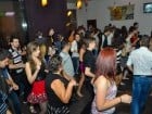 Blondy's Art Café: Dance all night!