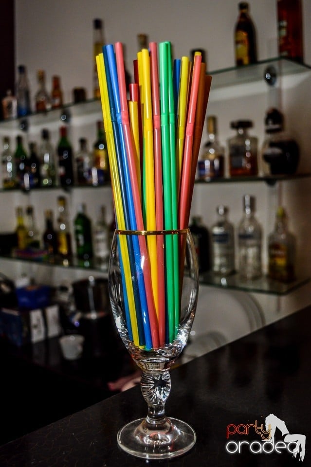 Blondy's Art Café - Karaoke, 