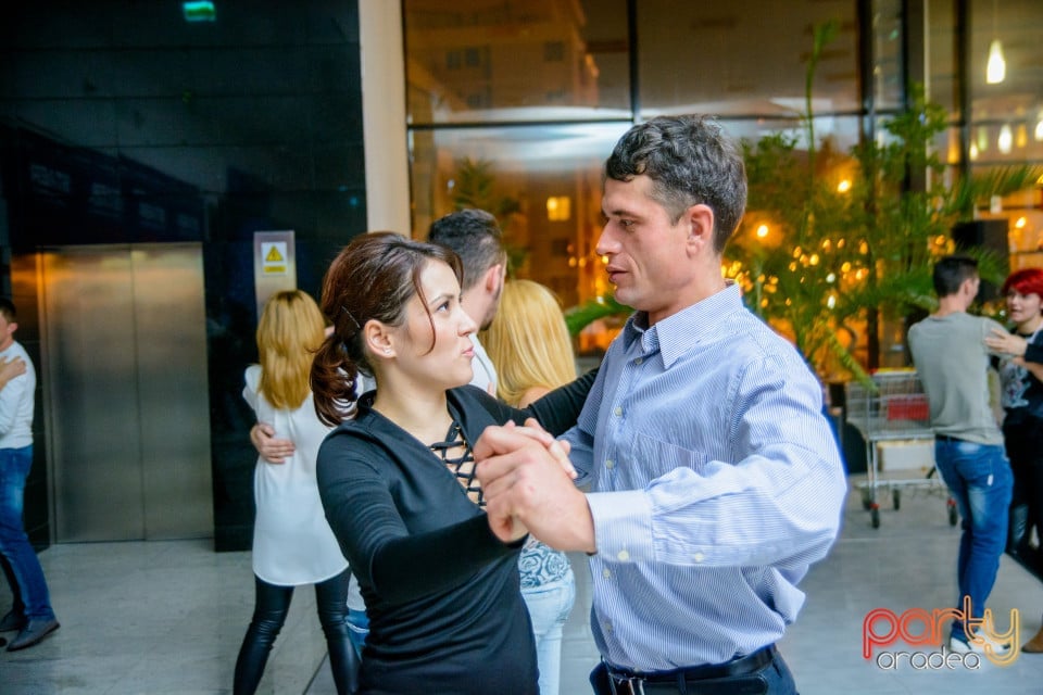 Blondy's Art Café - Karaoke, 