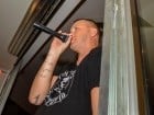 Blondy's Art Café - Karaoke