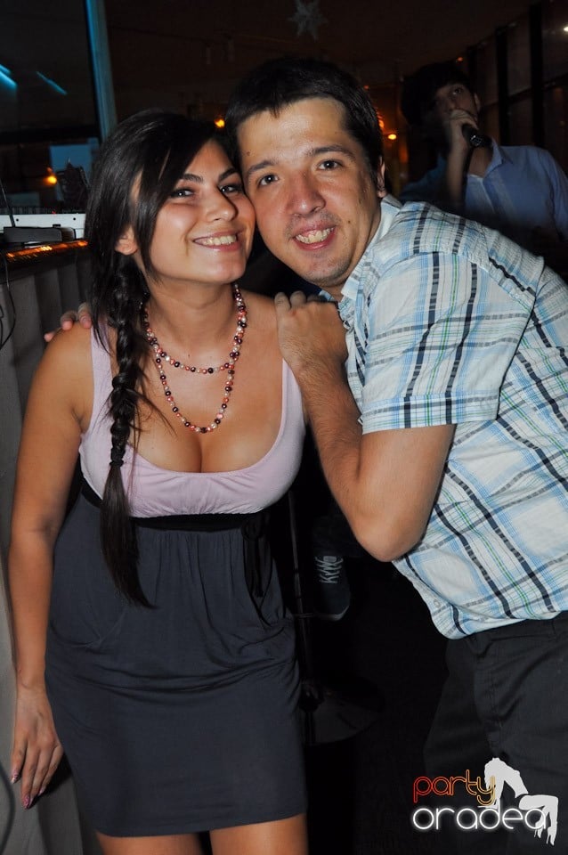 Blondy's Karaoke Party, 