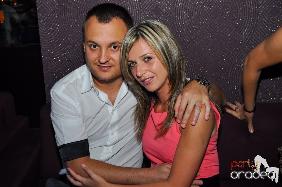 Blondy's Karaoke Party, 