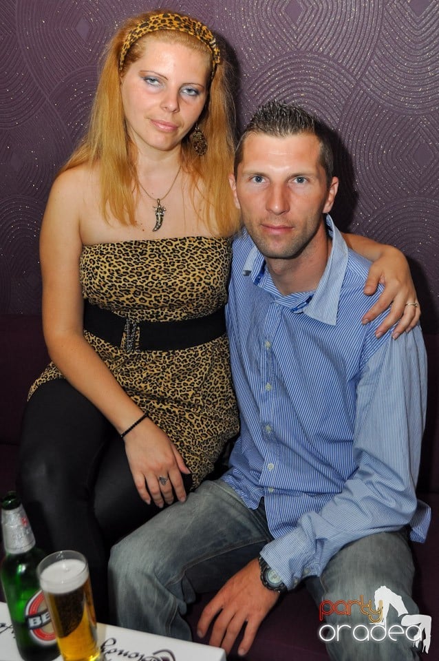 Blondy's Karaoke Party, 