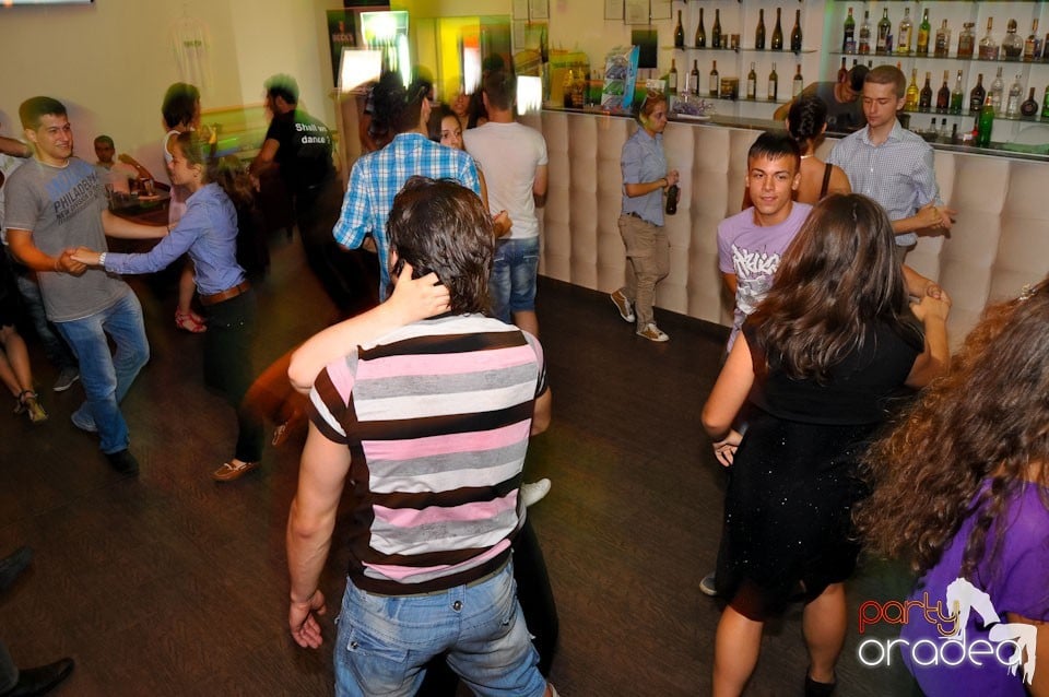 Blondy's - Seară de dans, 